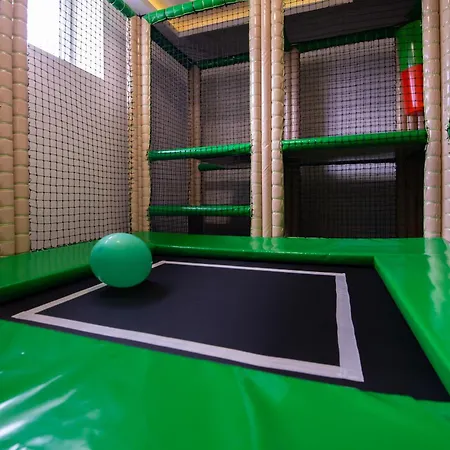 Hotel Nest 4*