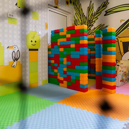 Nest Hotel