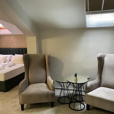 Nest Hotel
