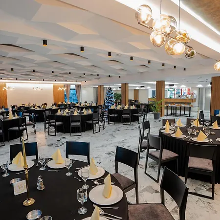Nest Hotel