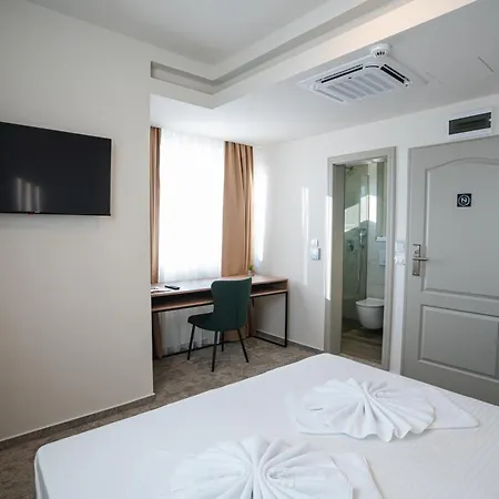 Nest Hotel